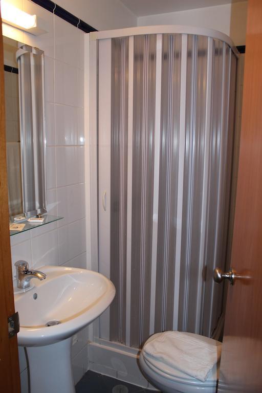 Dom Fernando I Hotell Loulé Rum bild